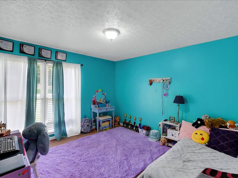 Picture 29: 4807 Sussex Dr, Shepherdsville, KY 40165