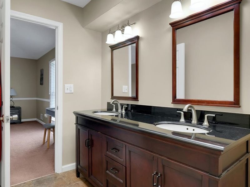 Picture 24: 4807 Sussex Dr, Shepherdsville, KY 40165