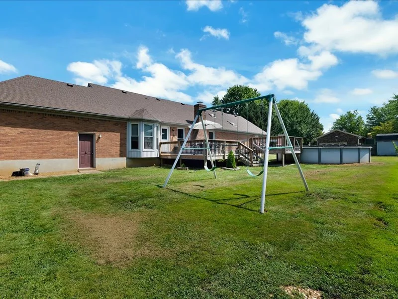 Picture 33: 4807 Sussex Dr, Shepherdsville, KY 40165